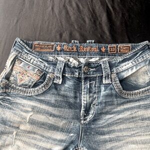 Rock and revivals for sell, i just don’t wear them anymore. 🤙🏽🤙🏽🤙🏽🤙🏽